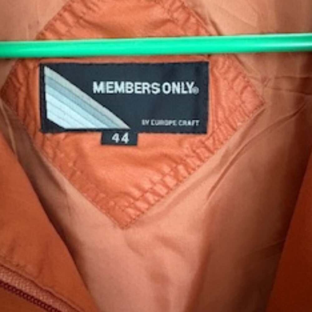 Members Only Iconic Racer size 44 Mens jacket in Copper/orange color - Picture 2 of 3